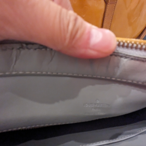 Clearance Sale- authentic Louis Vuitton Houston bag - Picture 3 of 10